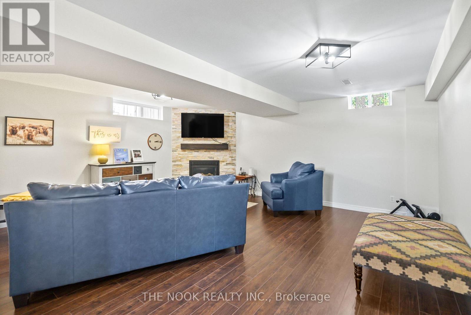 Photo 24 of 1 William Jose Court, Clarington ON