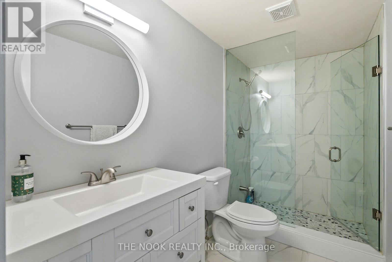 Photo 28 of 1 William Jose Court, Clarington ON