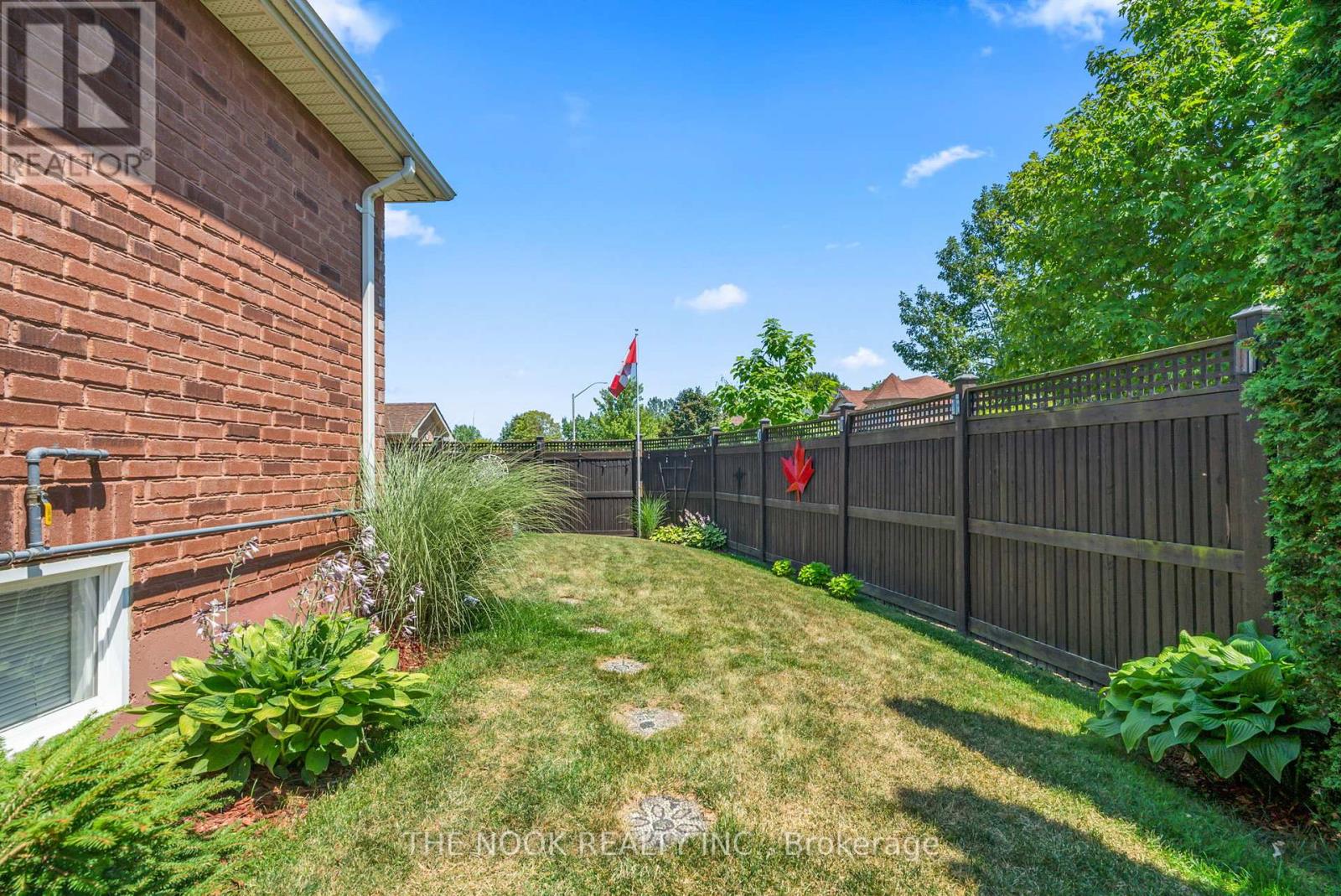 Photo 45 of 1 William Jose Court, Clarington ON