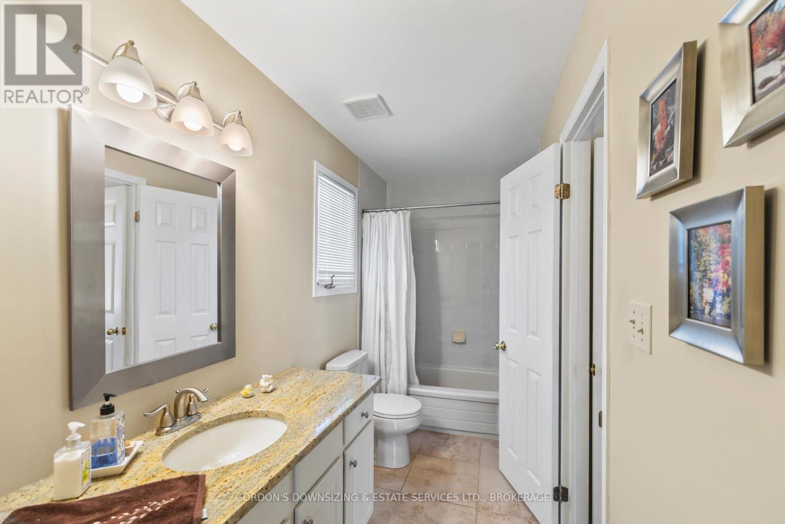 Photo 26 of 601 Fernmoor Drive, Kingston ON