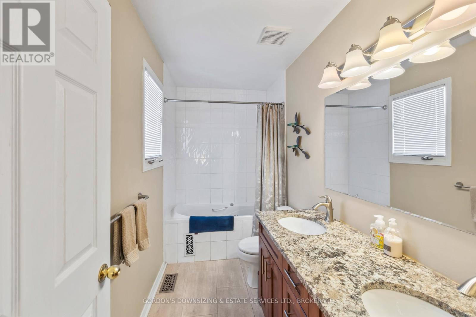 Photo 40 of 601 Fernmoor Drive, Kingston ON