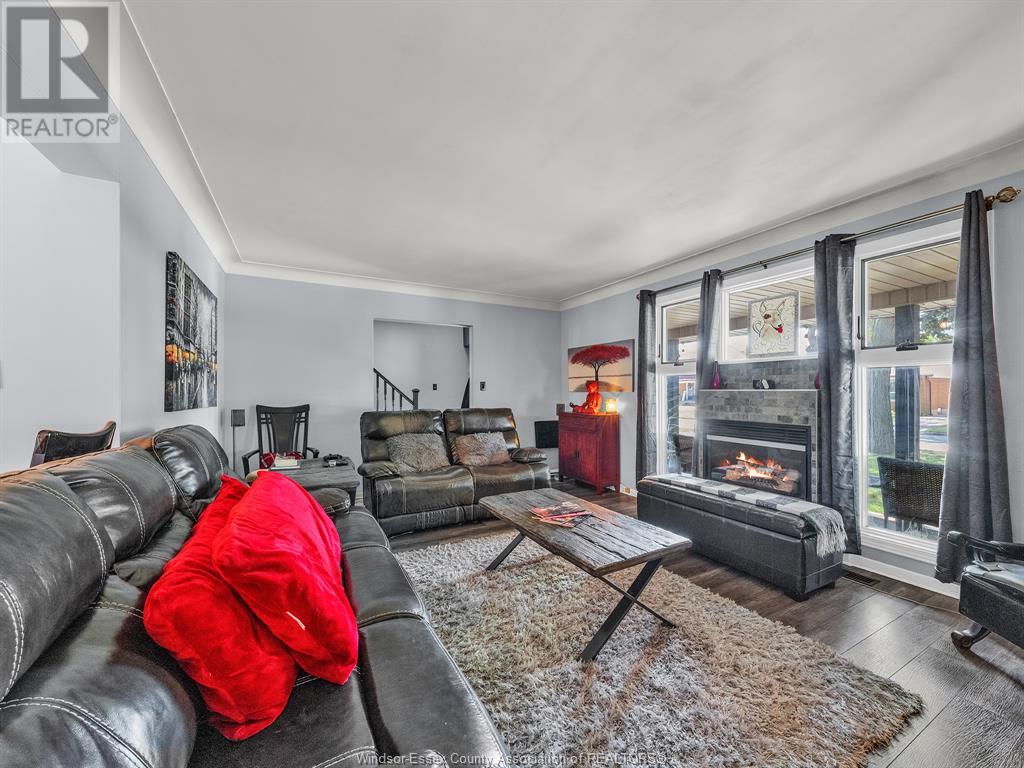 Photo 7 of 1216 Coventry, Windsor ON