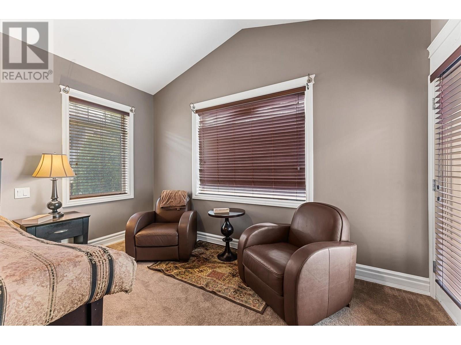  3079 Thacker Drive, West Kelowna