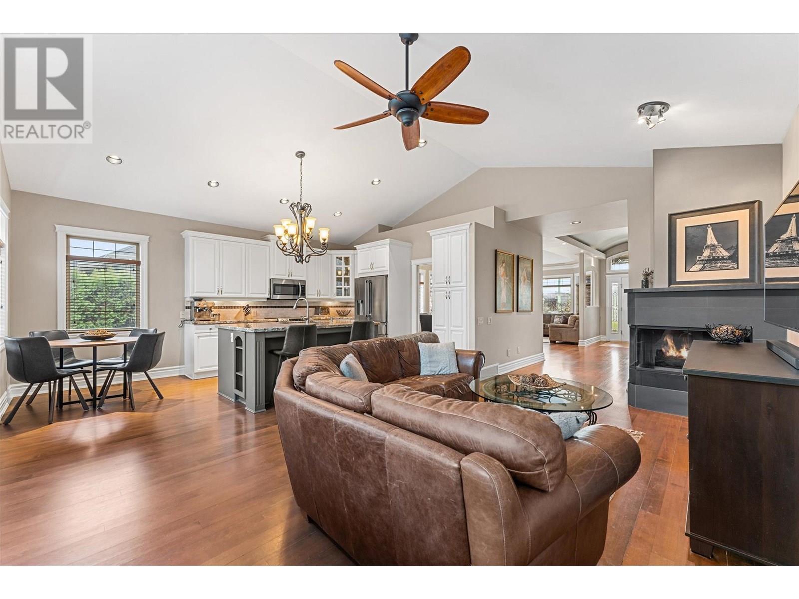  3079 Thacker Drive, West Kelowna
