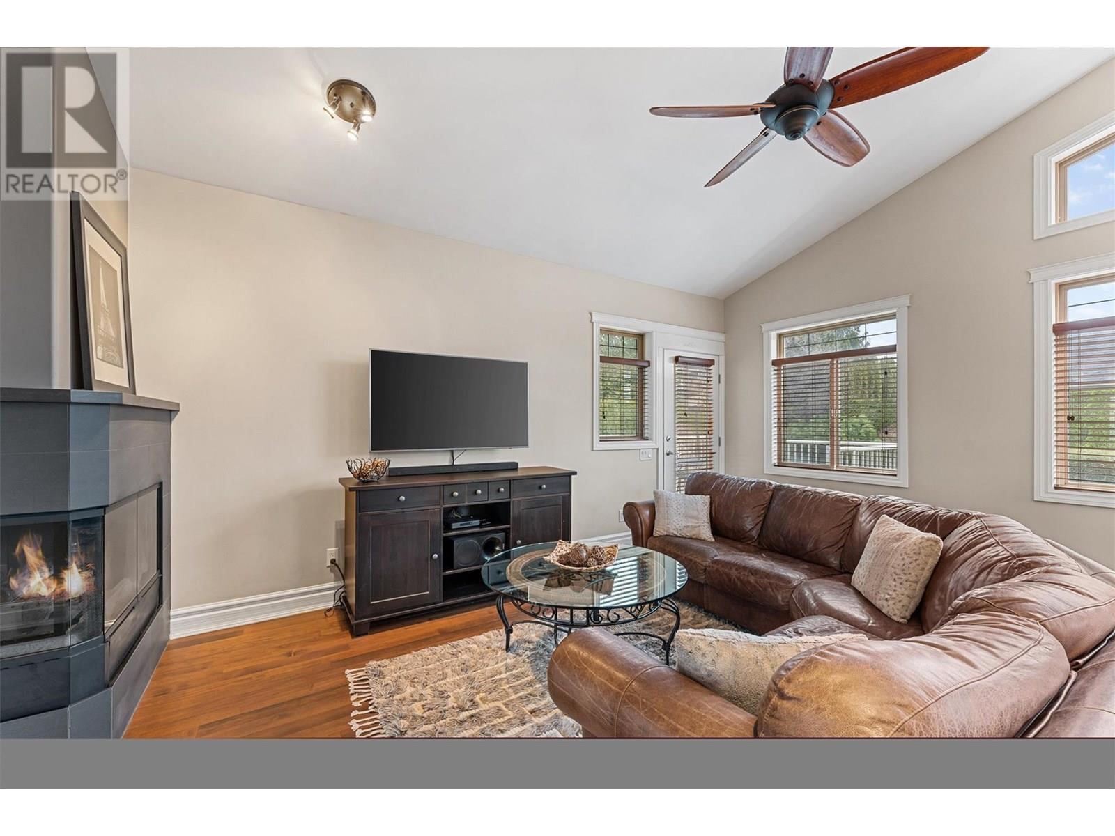  3079 Thacker Drive, West Kelowna