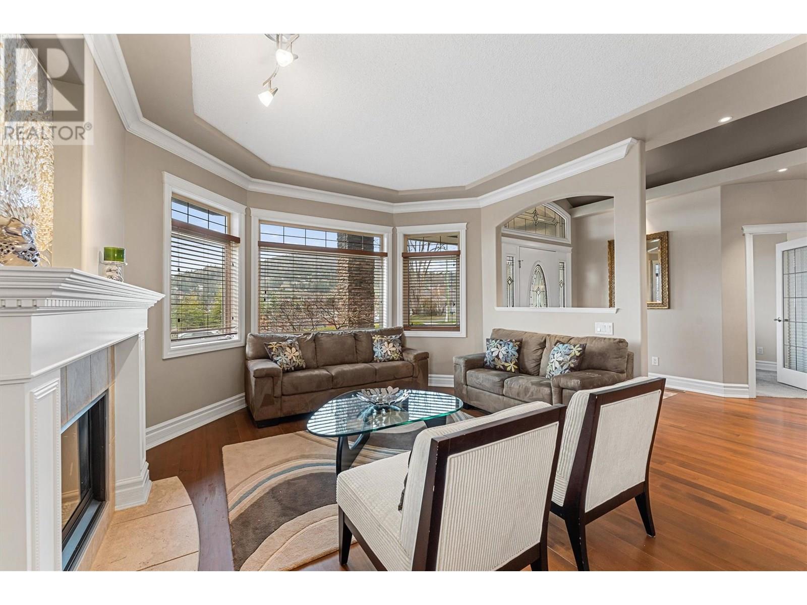  3079 Thacker Drive, West Kelowna