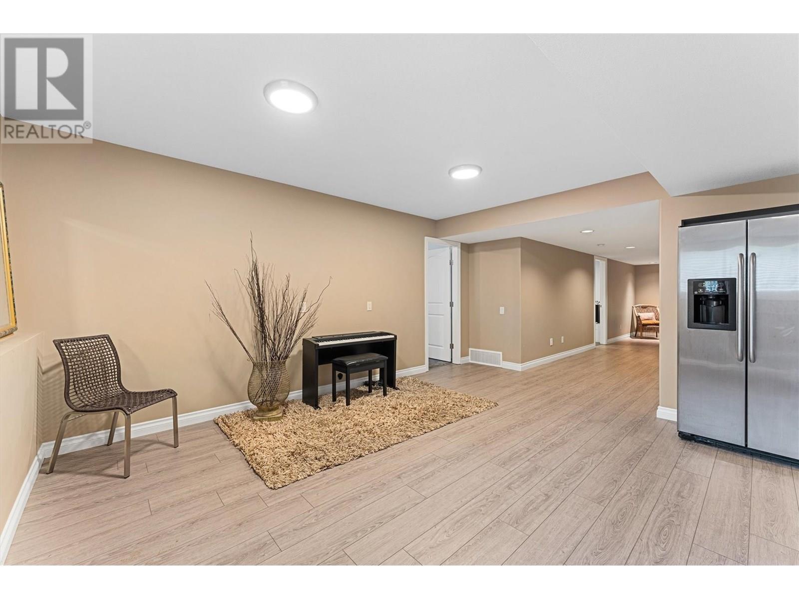  3079 Thacker Drive, West Kelowna