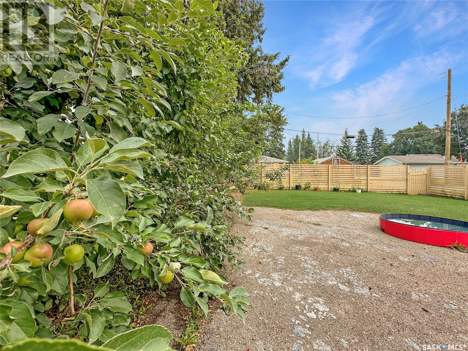 Photo 19 of 105 Macdonald Street, Balcarres SK