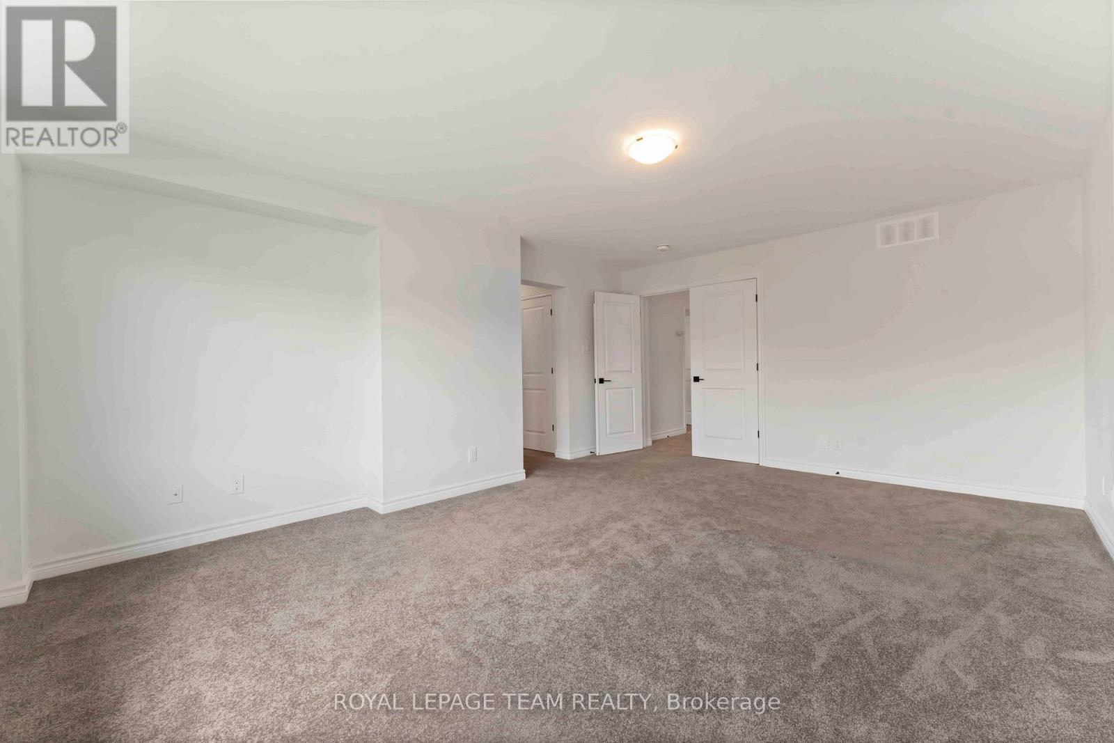 Photo 25 of 1010 Brian Good Avenue, Ottawa ON