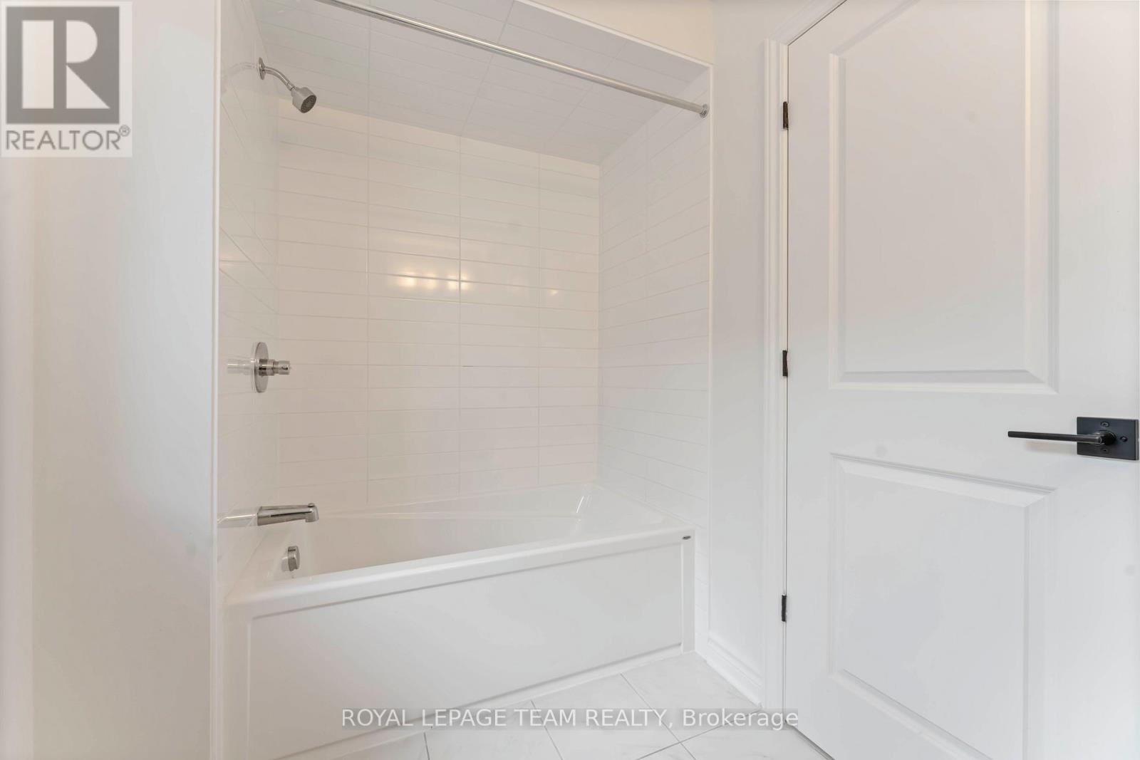 Photo 34 of 1010 Brian Good Avenue, Ottawa ON
