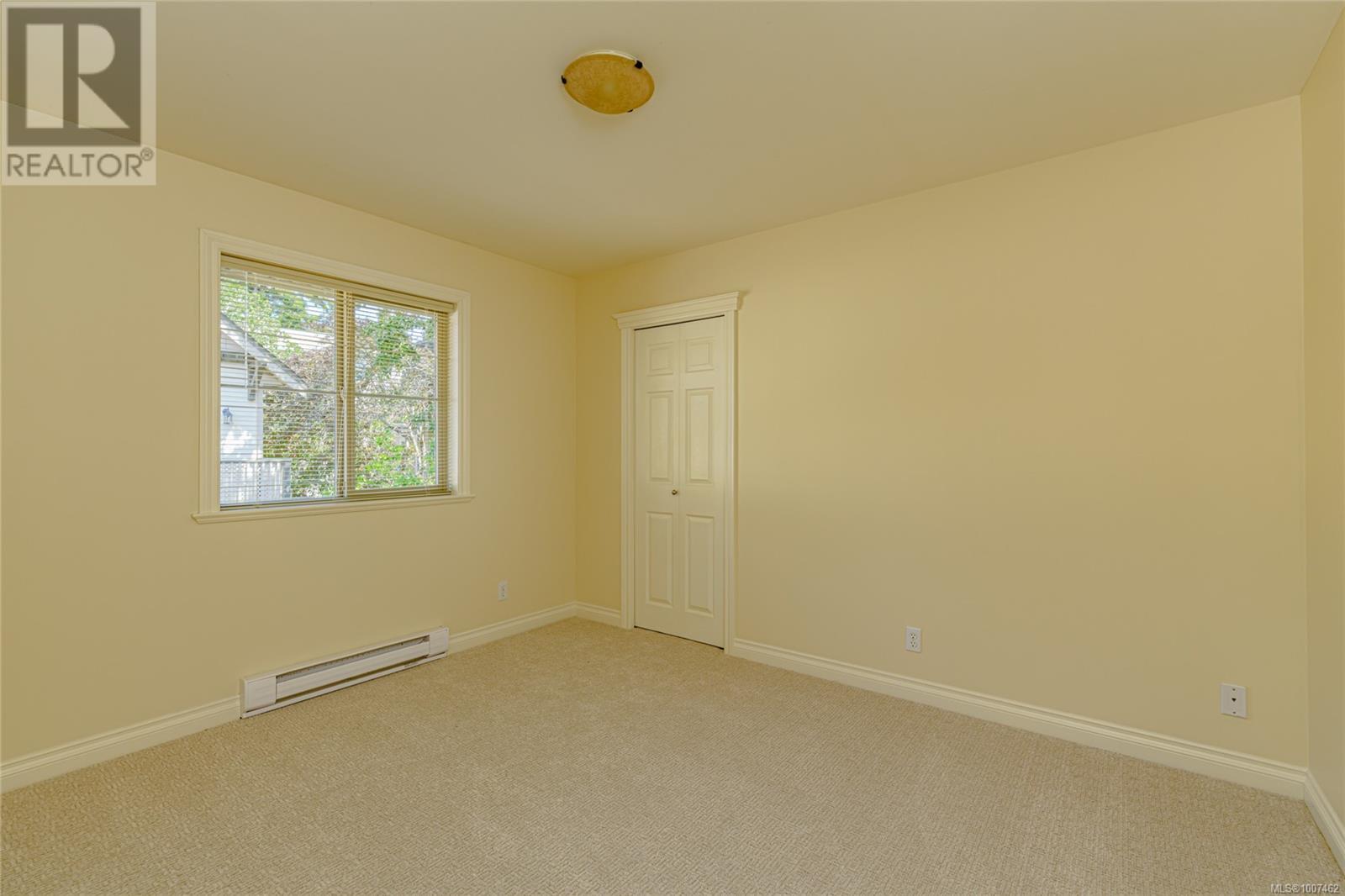 Photo 27 of 1 615 Drake Ave, Esquimalt BC