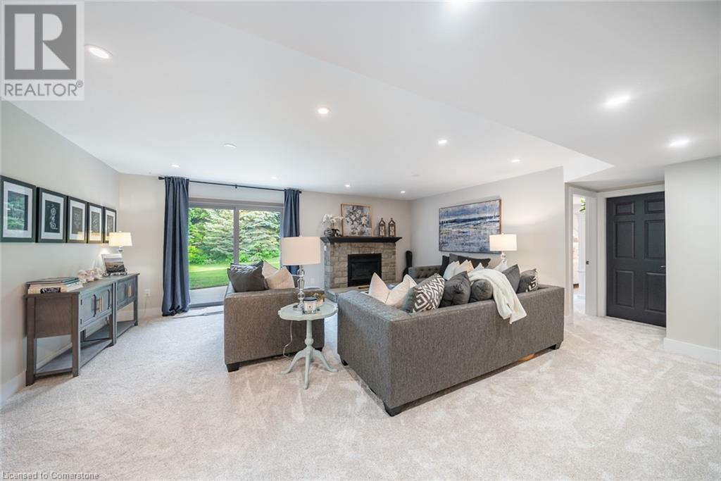 Photo 15 of 2038 15th Side Road, Milton ON