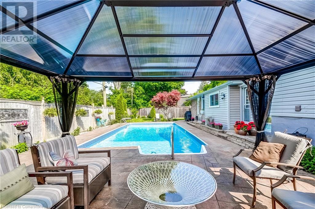 Photo 32 of 5203 Broughton Crescent, Burlington ON