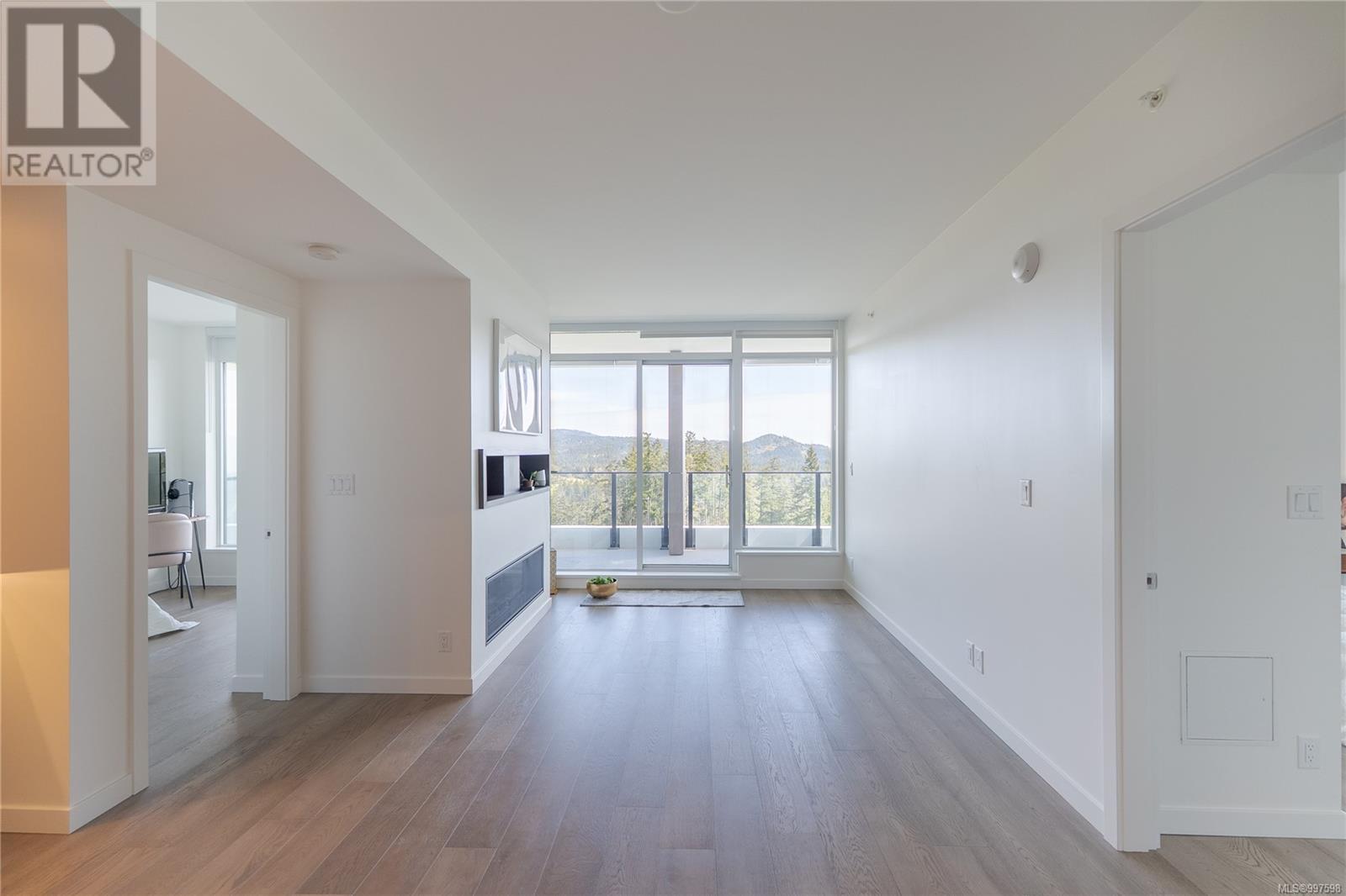 Photo 10 of 1006 2000 Hannington Rd, Langford BC