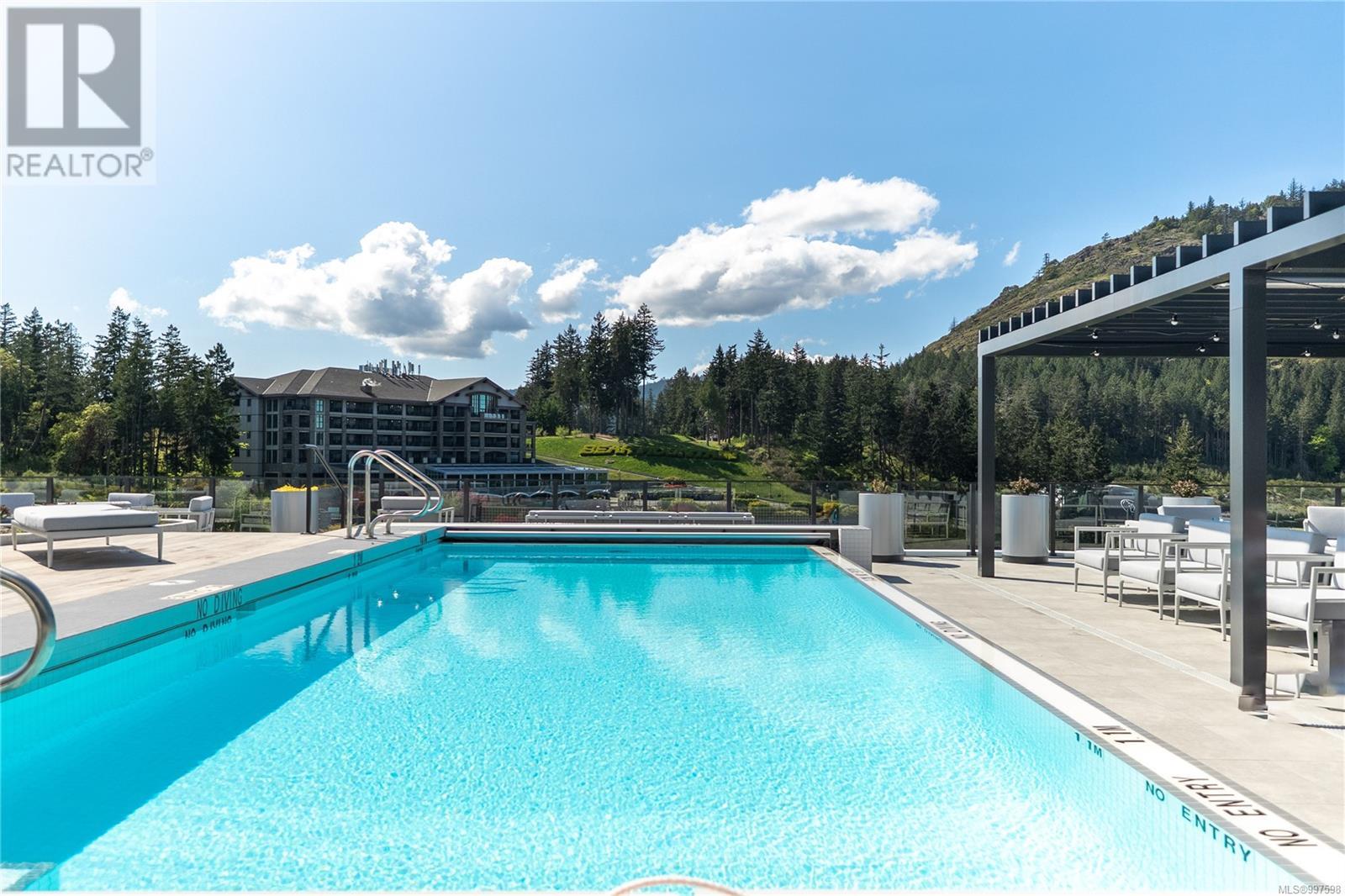 Photo 2 of 1006 2000 Hannington Rd, Langford BC