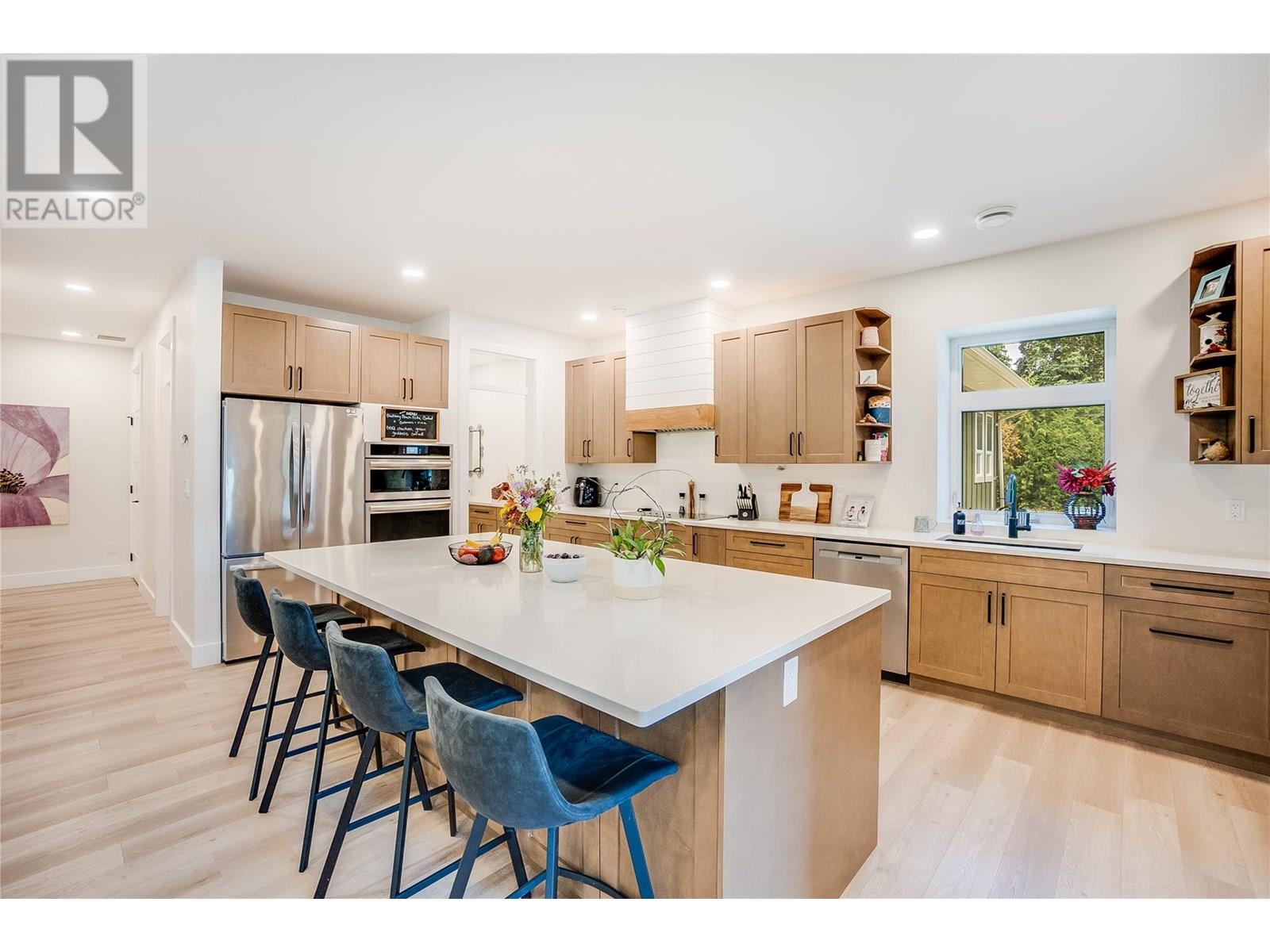 2640 10th Avenue, Castlegar