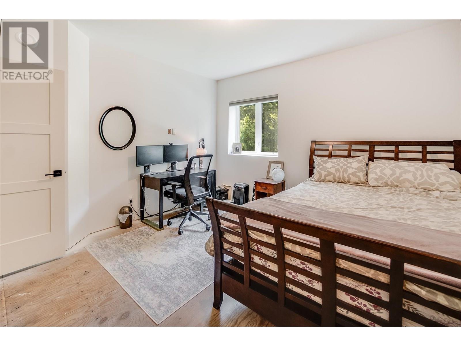 2640 10th Avenue, Castlegar