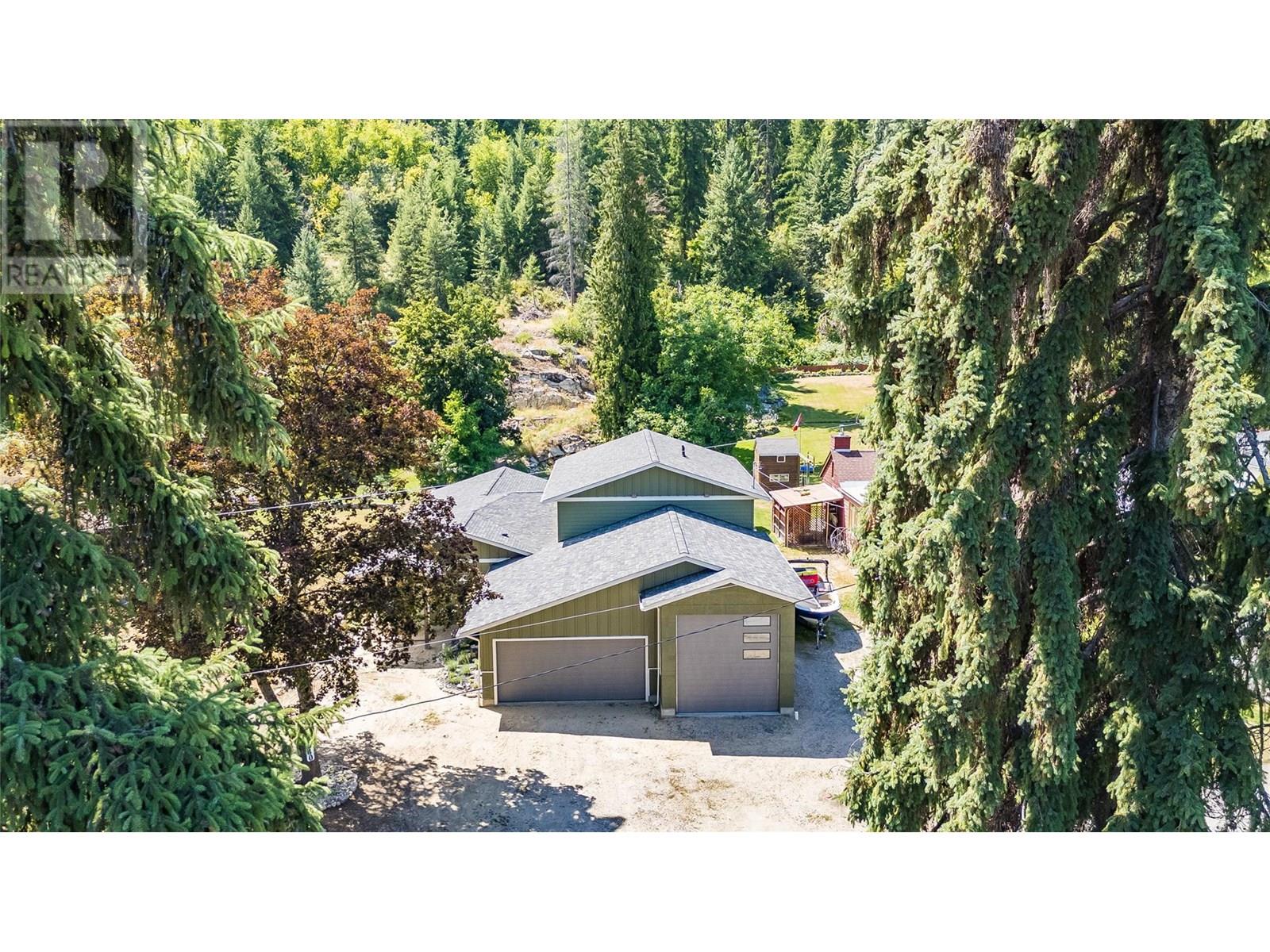 2640 10th Avenue, Castlegar