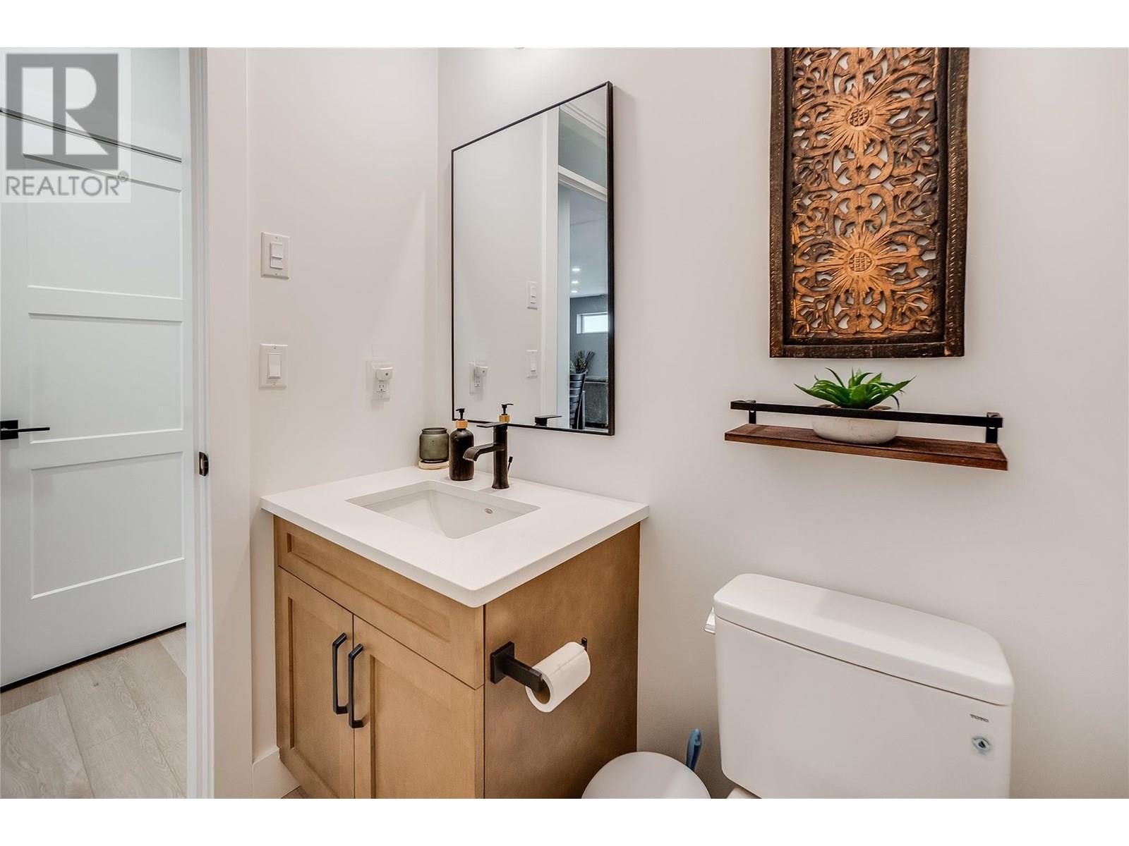 2640 10th Avenue, Castlegar