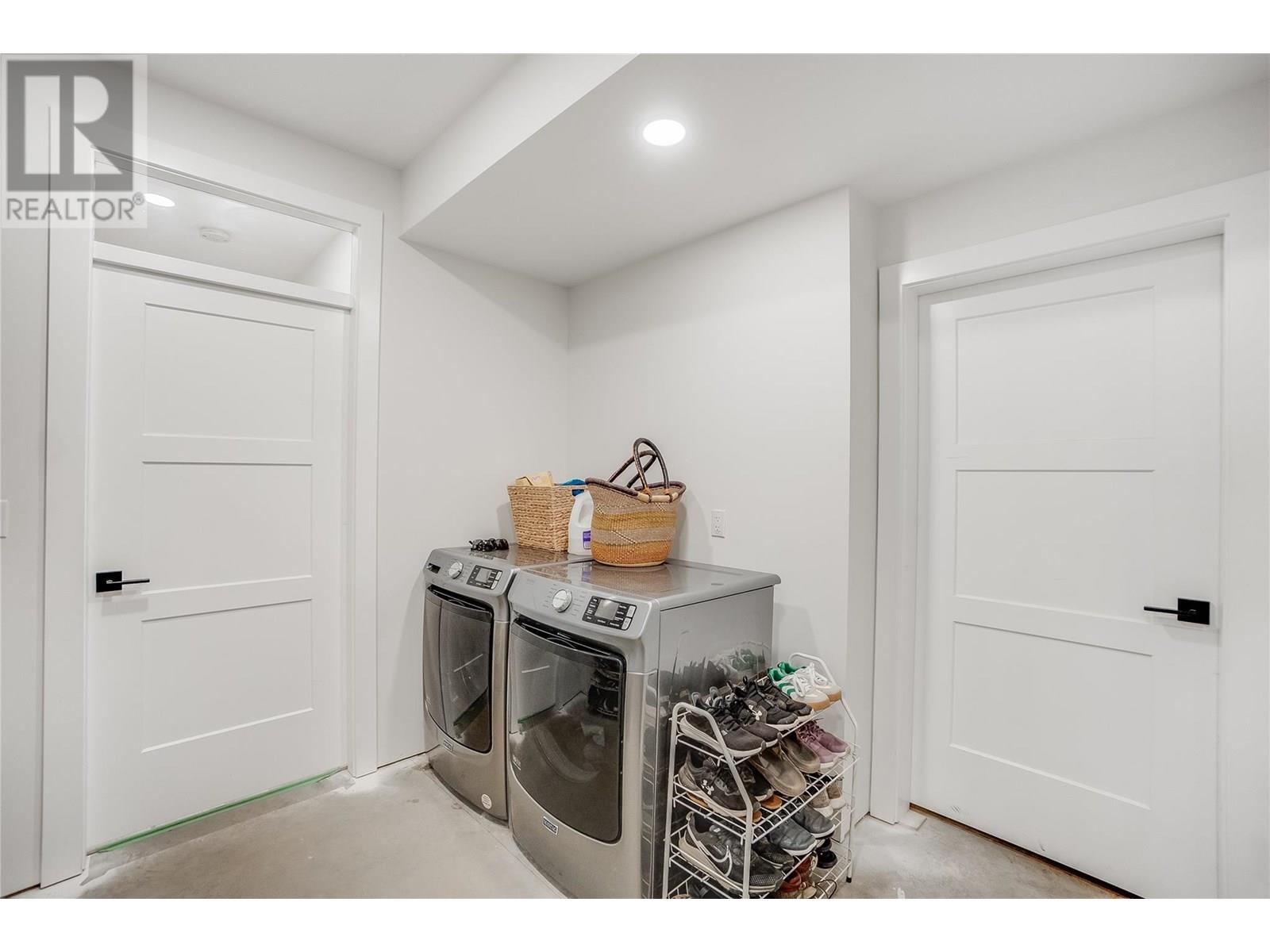 2640 10th Avenue, Castlegar