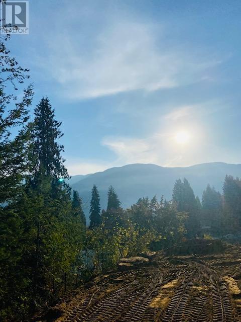 2640 10th Avenue, Castlegar