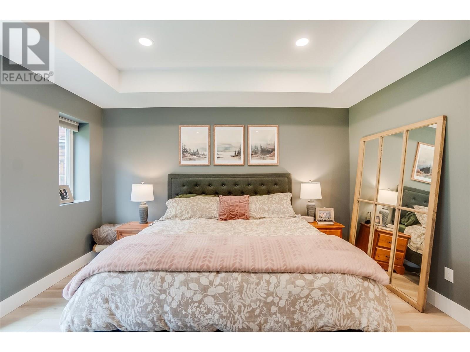 2640 10th Avenue, Castlegar