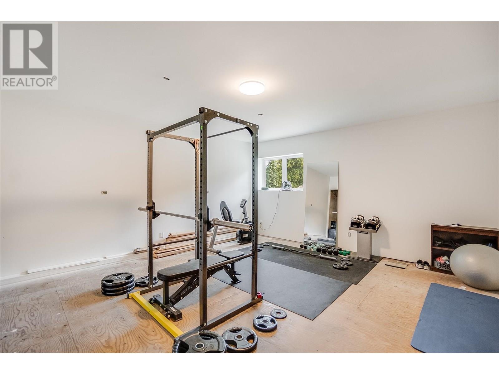 2640 10th Avenue, Castlegar