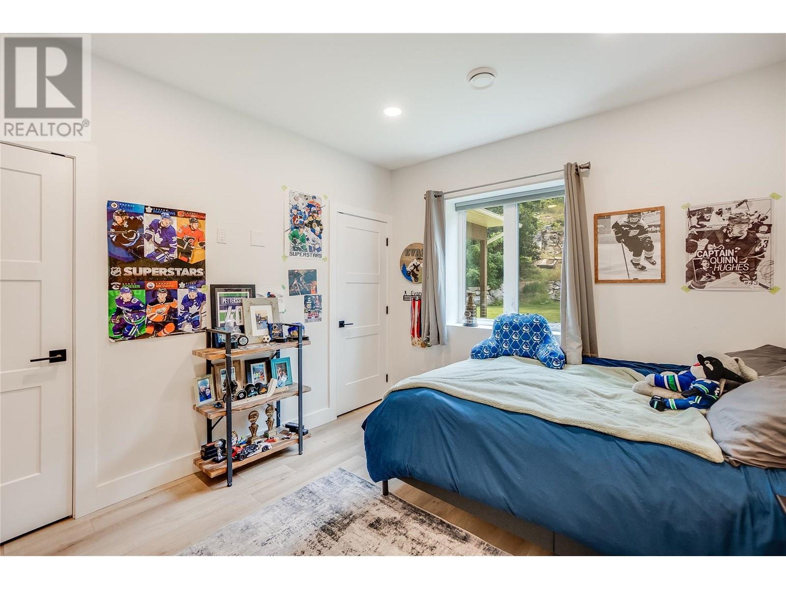 2640 10th Avenue, Castlegar