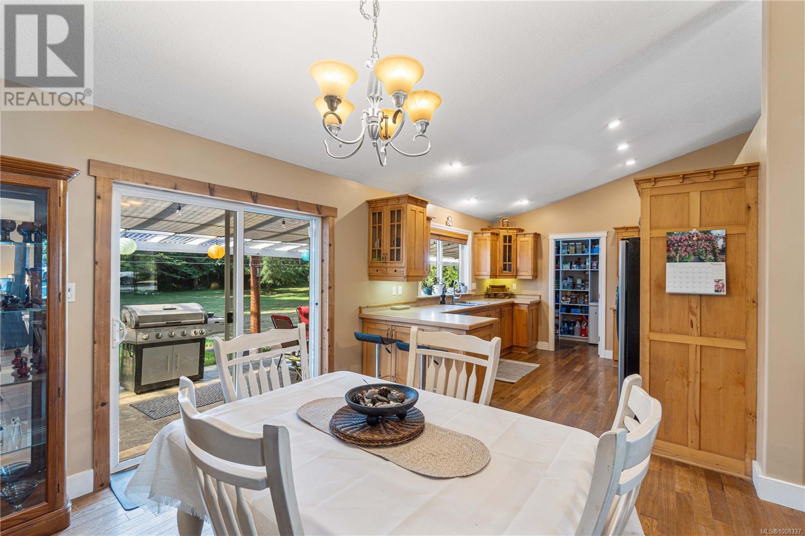 Photo 37 of 1780 Ashling Rd, Qualicum Beach BC