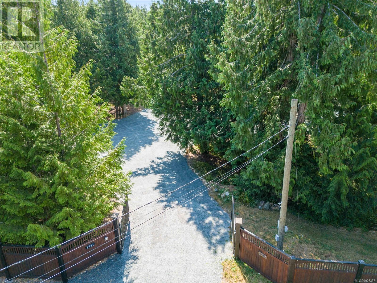 Photo 47 of 1780 Ashling Rd, Qualicum Beach BC