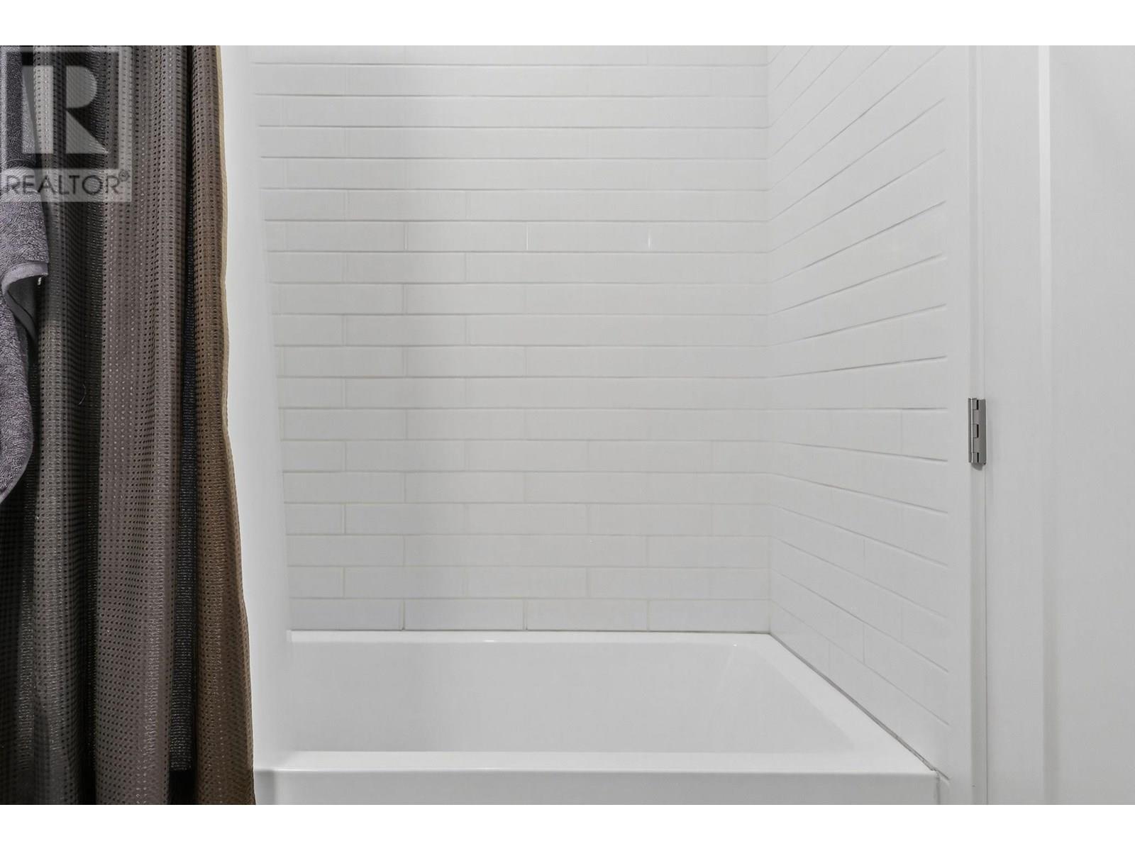 80H 8900 Jim Bailey Road, Kelowna