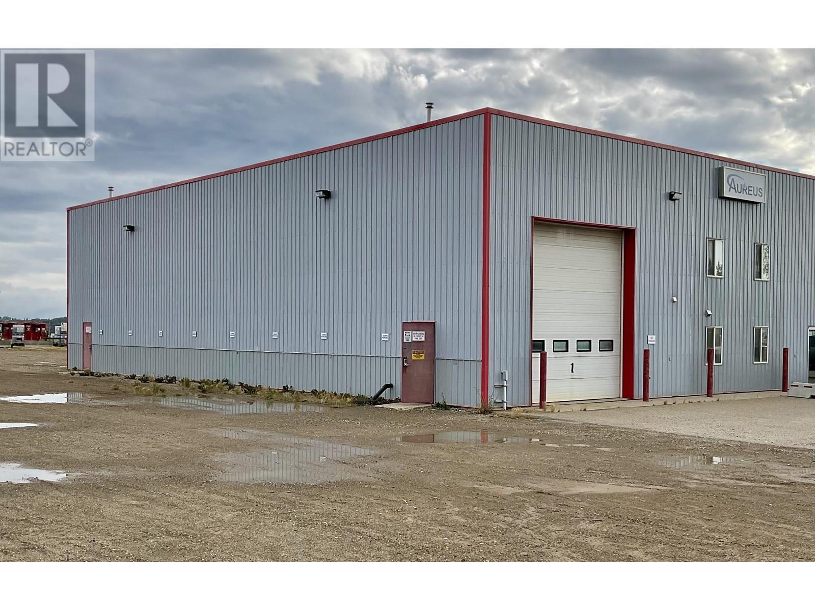 Photo 2 of 9604 73 Avenue, Fort St John BC