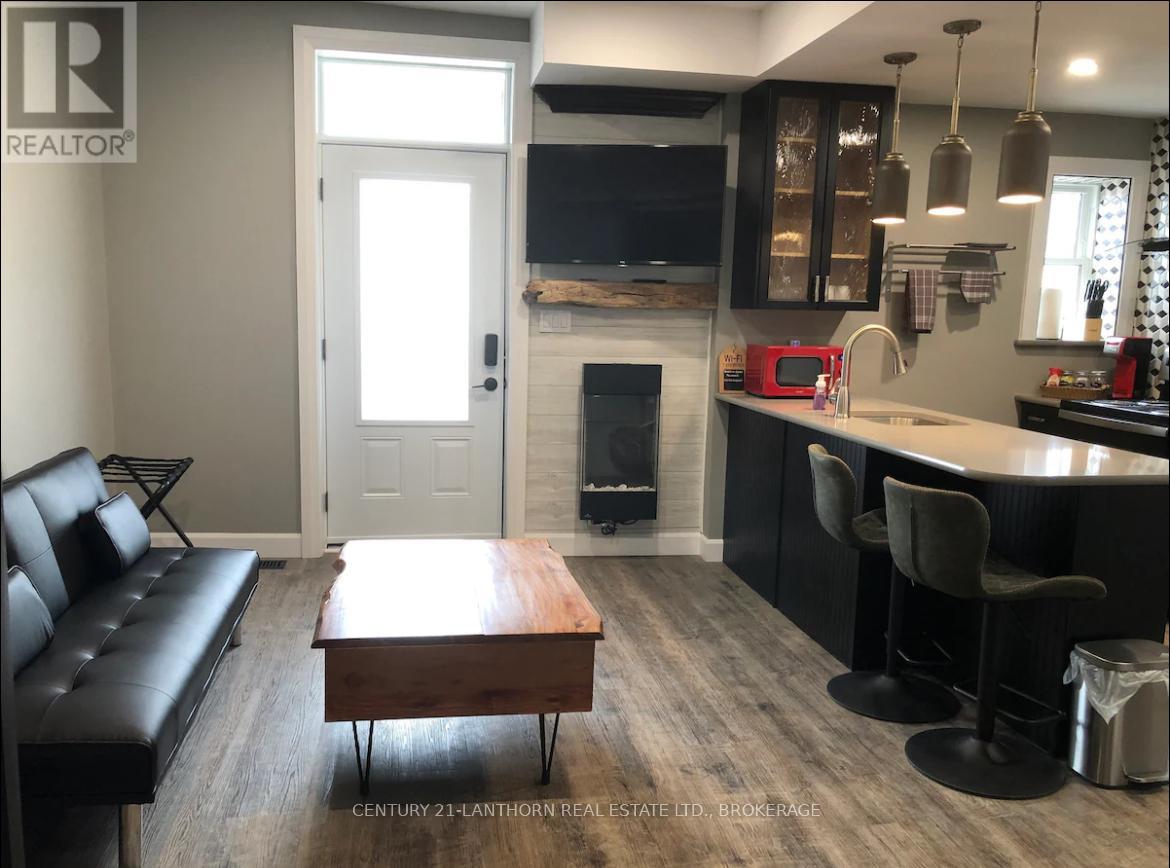Photo 5 of 45 Chestnut Street, Kingston ON