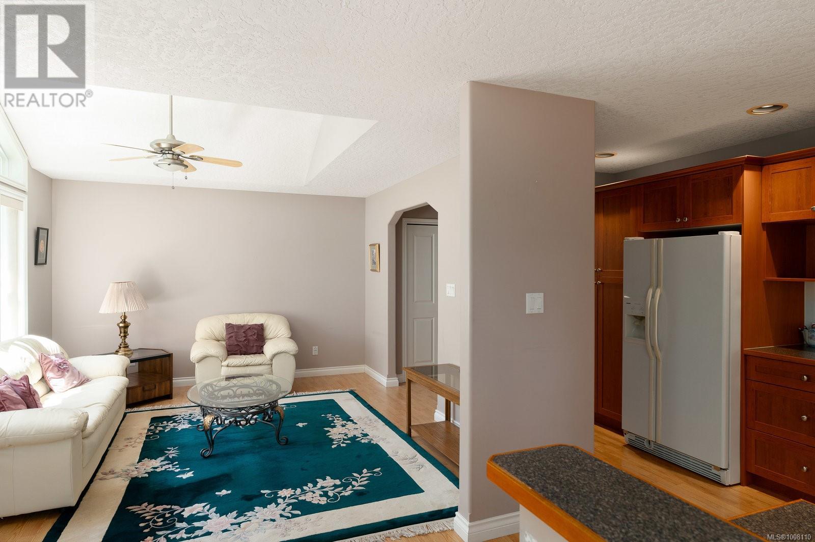 #3 707 GREENLEA DR - Image 6