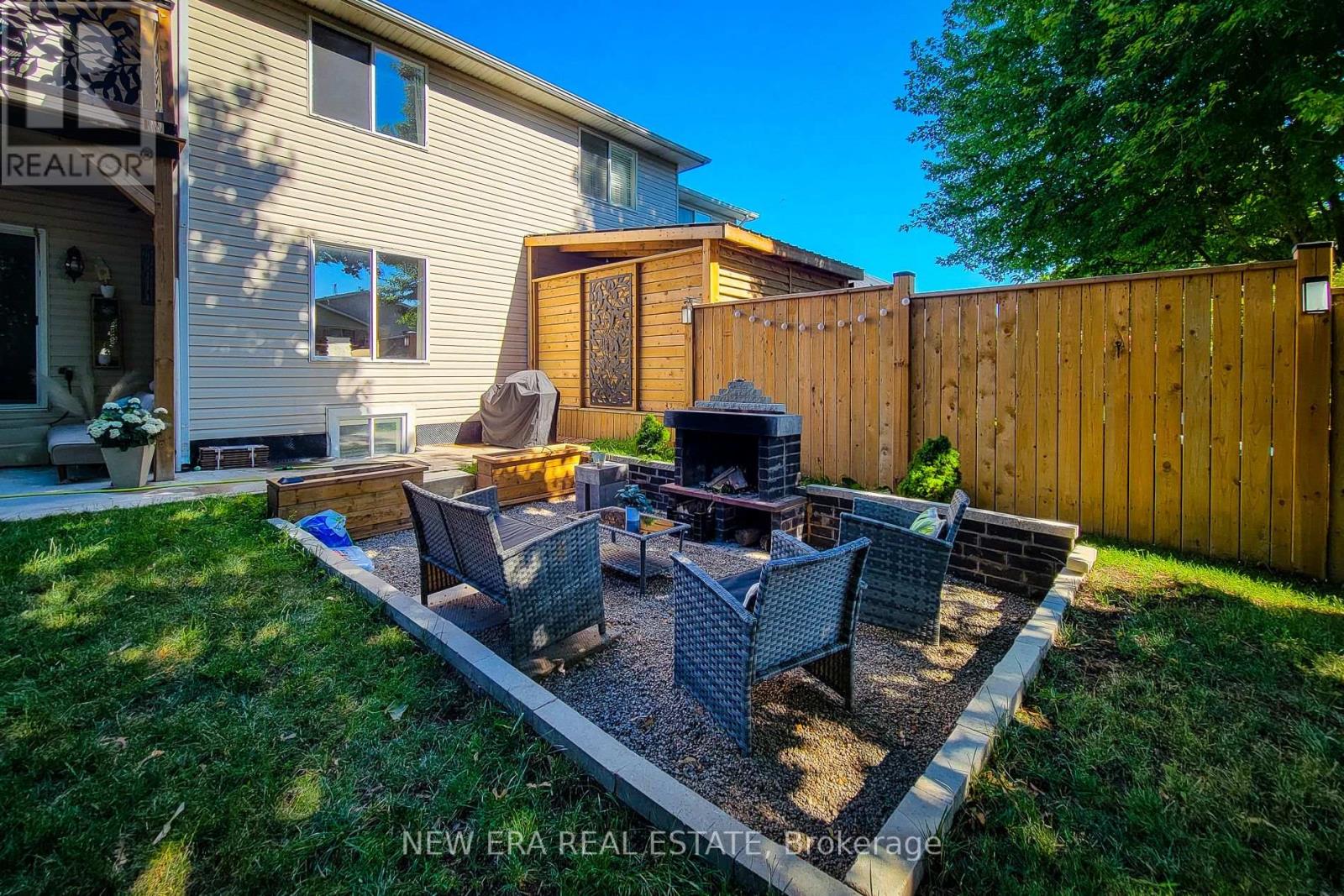Photo 6 of 4532 Garden Gate Terrace, Lincoln ON