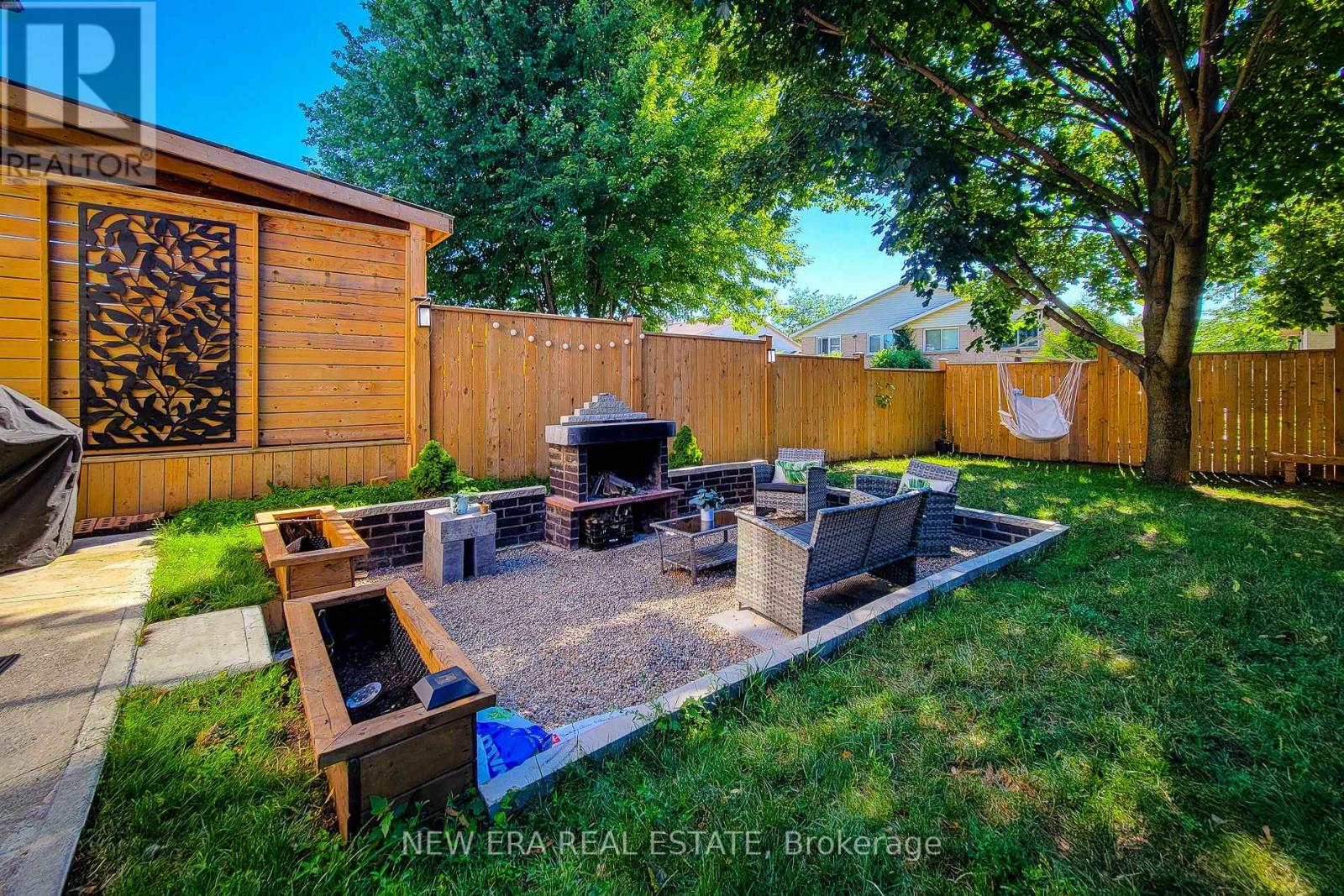 Photo 7 of 4532 Garden Gate Terrace, Lincoln ON