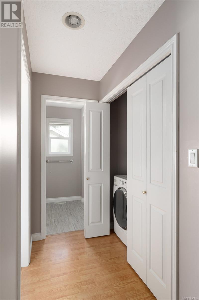#3 707 GREENLEA DR - Image 23