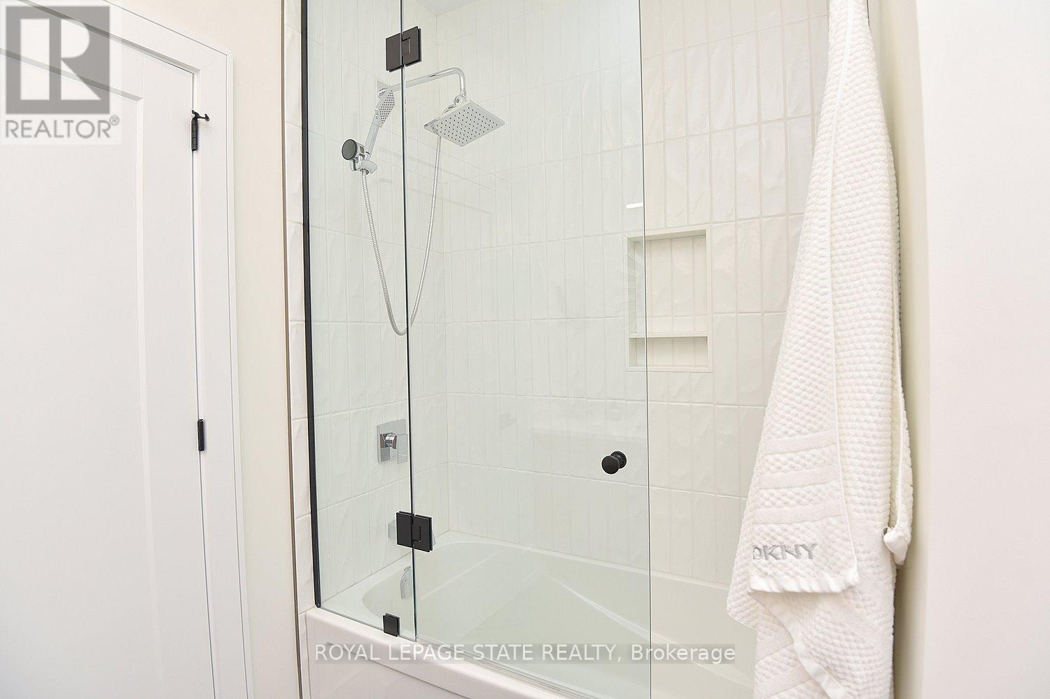 Photo 28 of 3642 Vosburgh Place, Lincoln ON