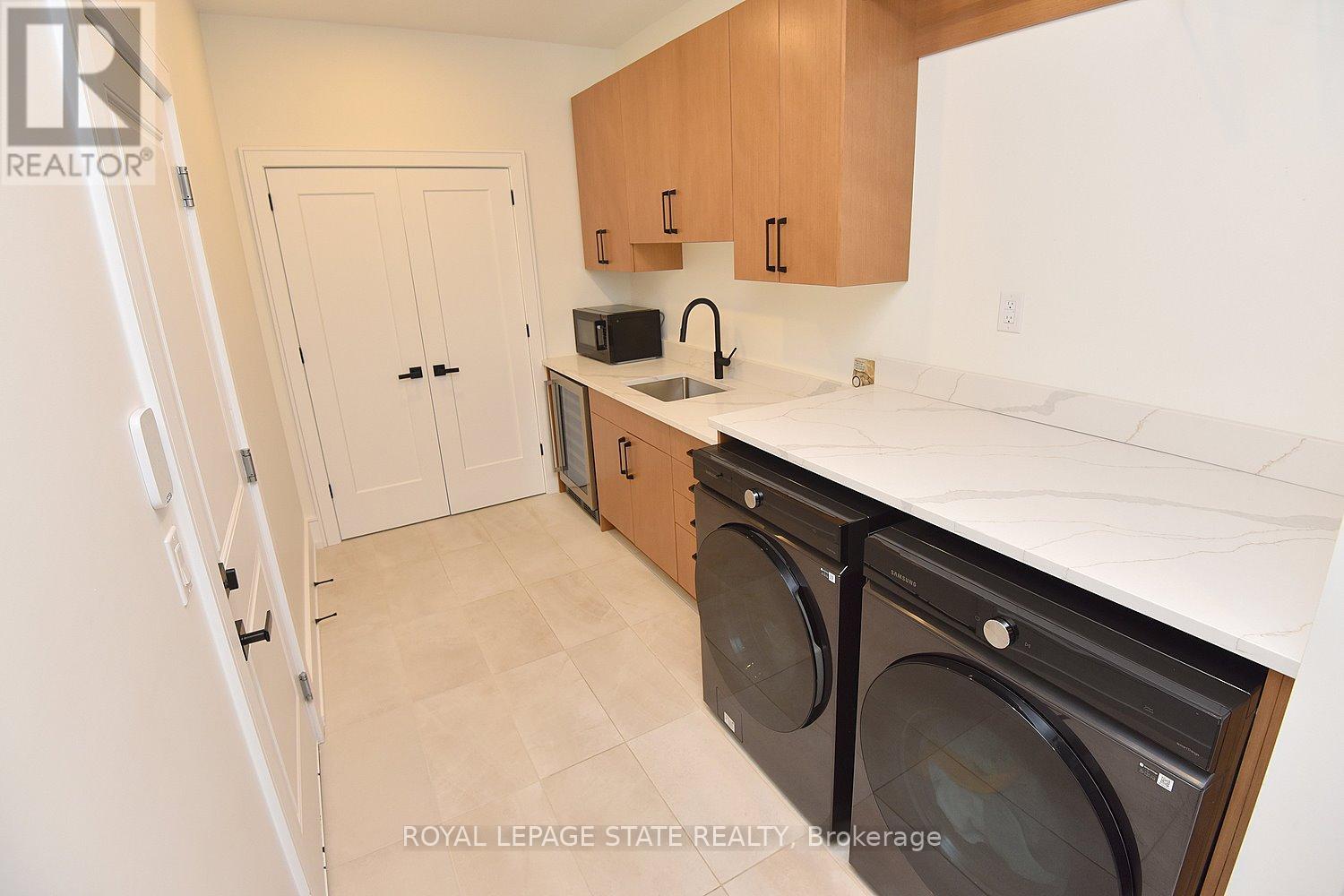 Photo 31 of 3642 Vosburgh Place, Lincoln ON