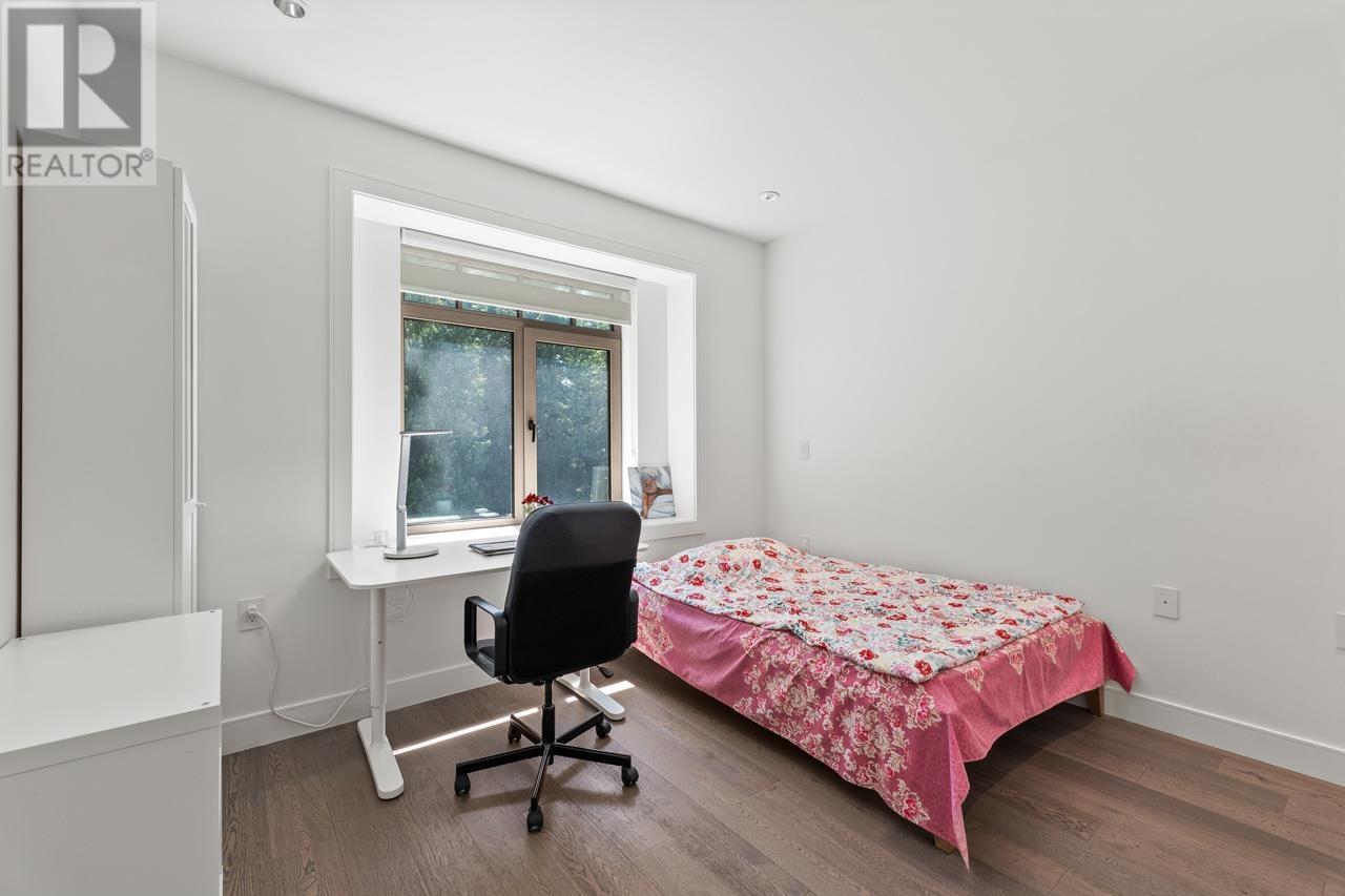 Photo 13 of 3412 W 43rd Avenue, Vancouver BC