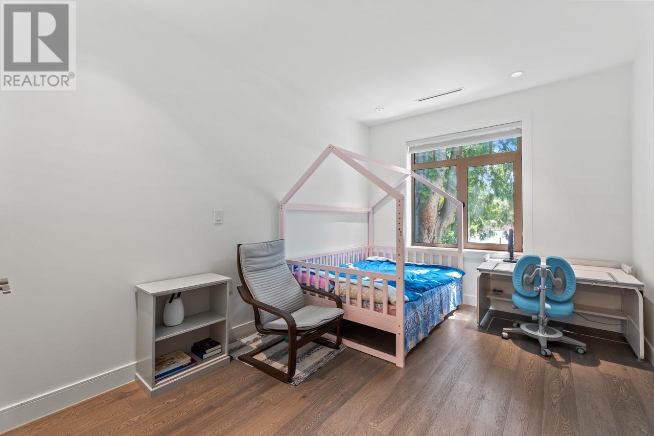 Photo 5 of 3412 W 43rd Avenue, Vancouver BC
