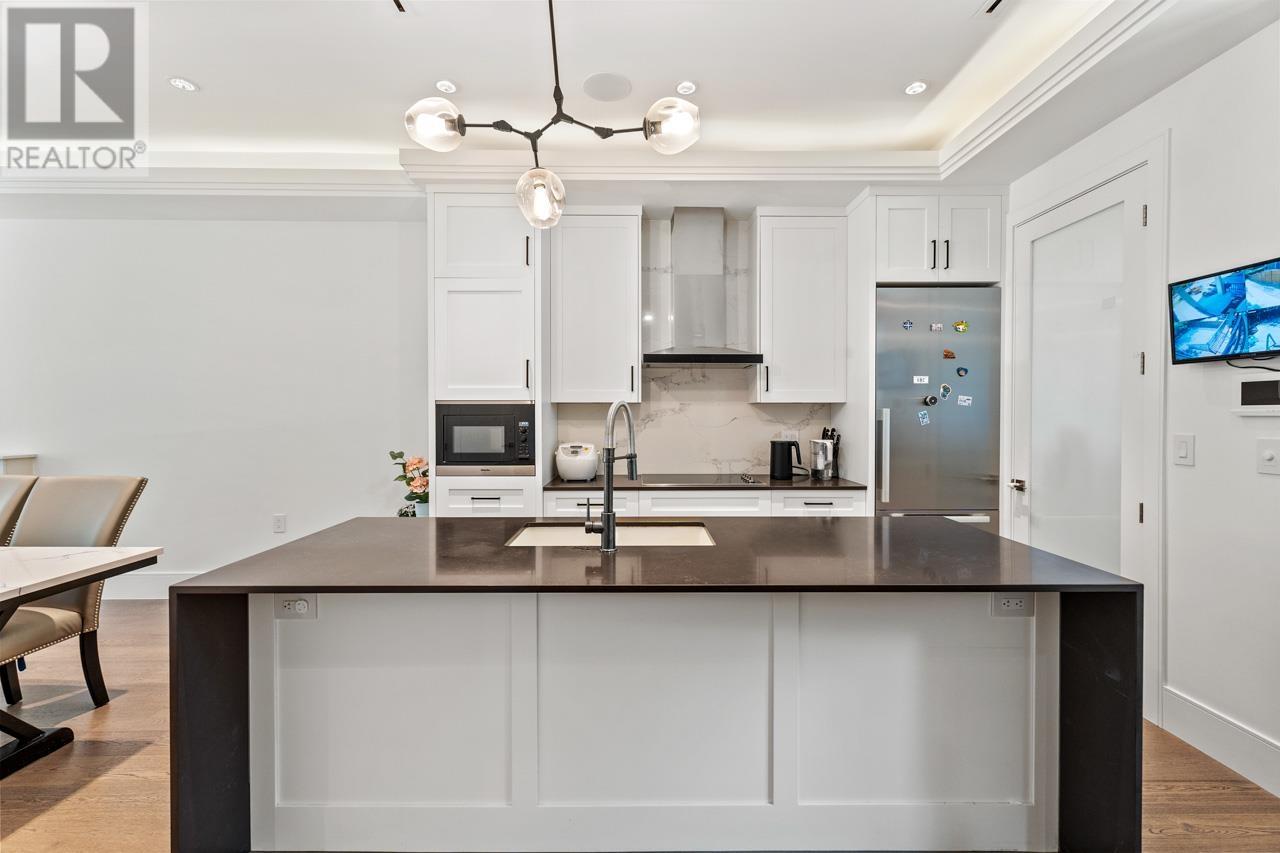 Photo 12 of 3412 W 43rd Avenue, Vancouver BC