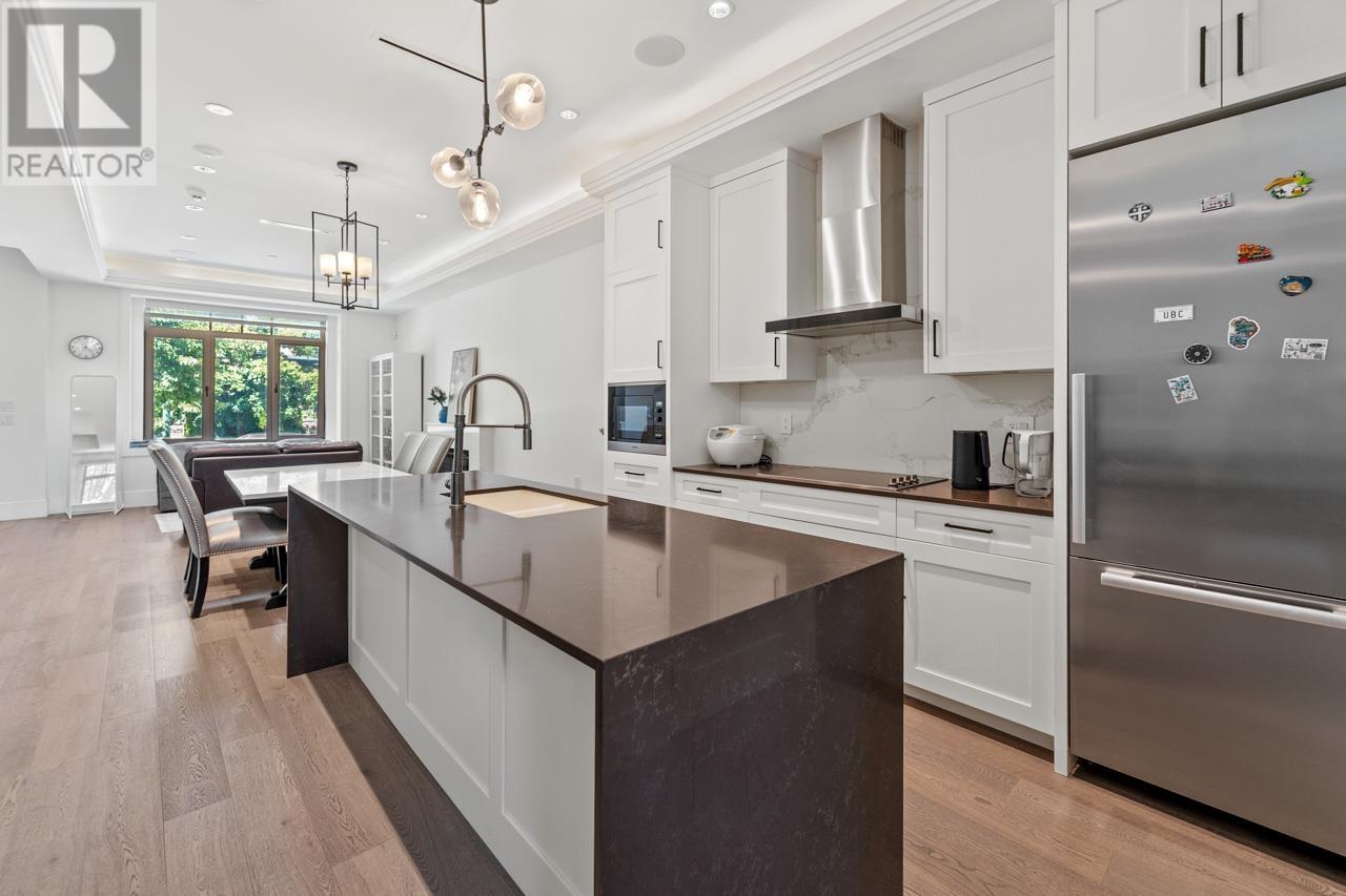 Photo 14 of 3412 W 43rd Avenue, Vancouver BC
