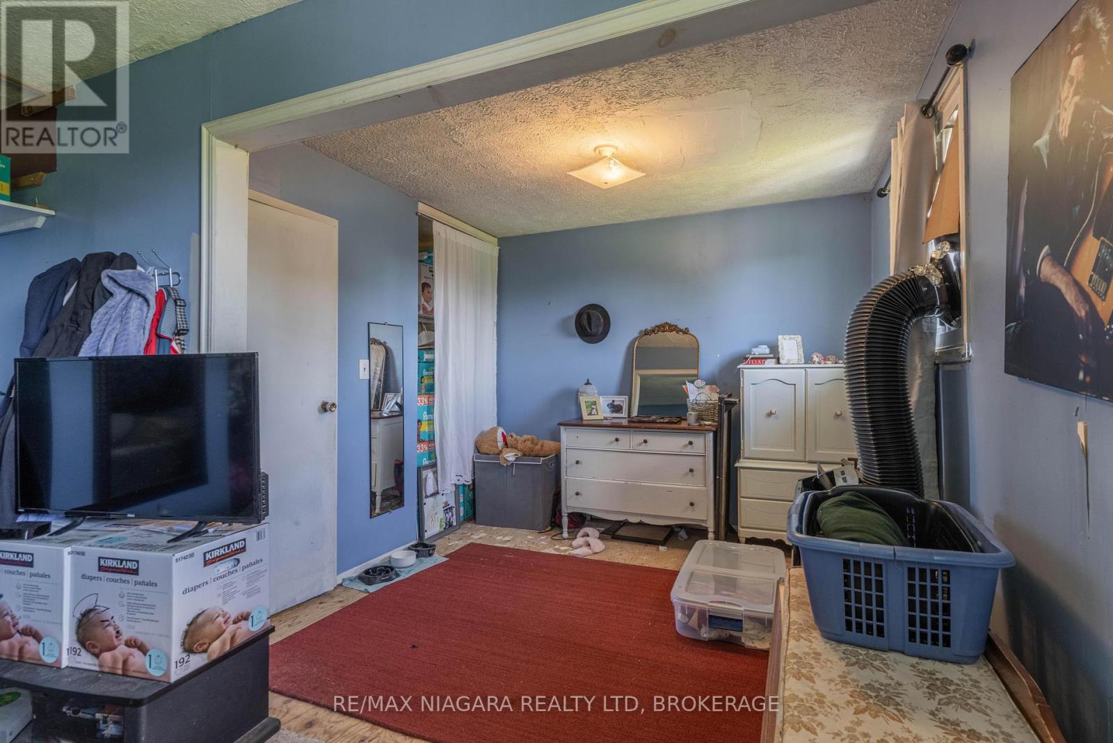 Photo 1 of 7709 Ronnie Crescent, Niagara Falls ON