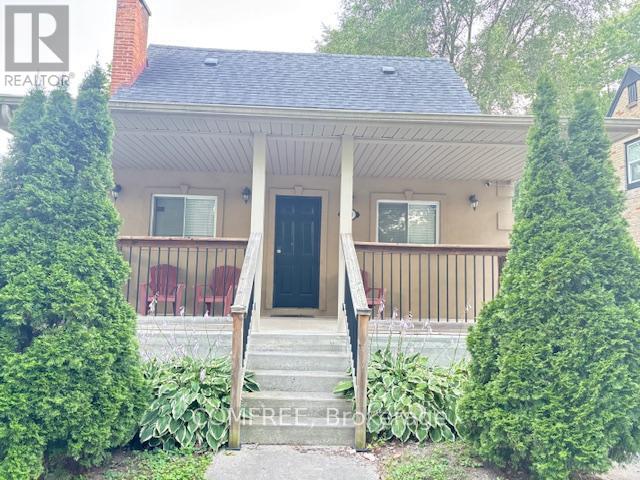 190 RATHOWEN STREET - 2