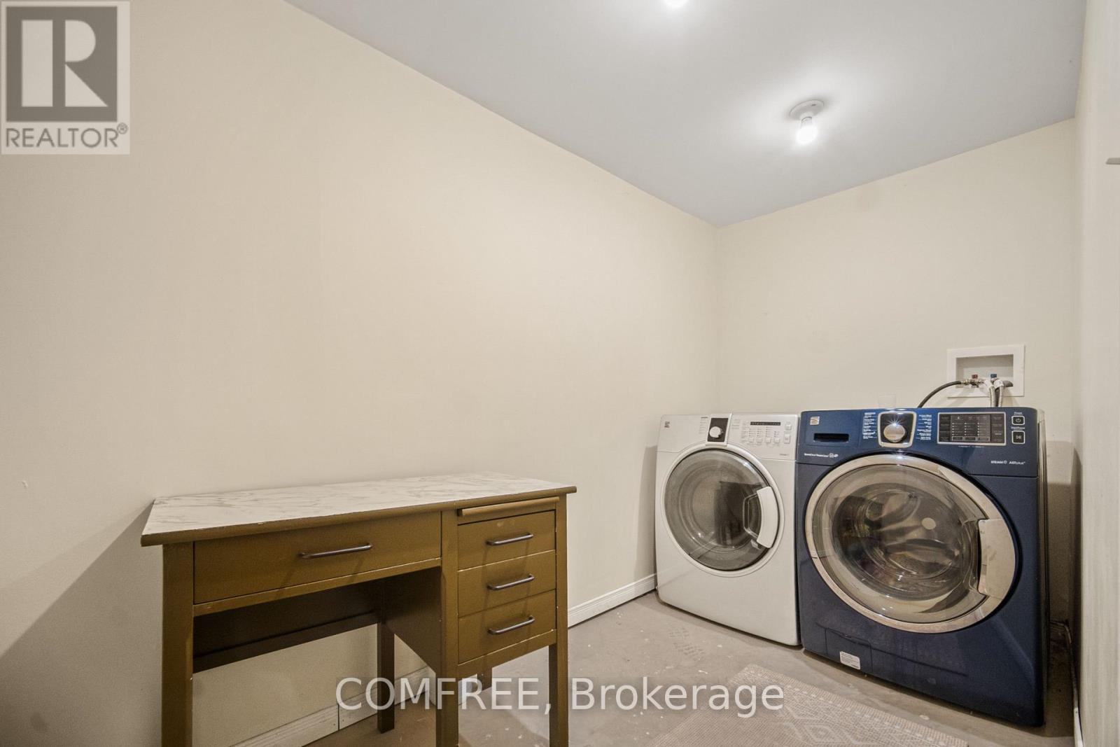 190 RATHOWEN STREET - 4