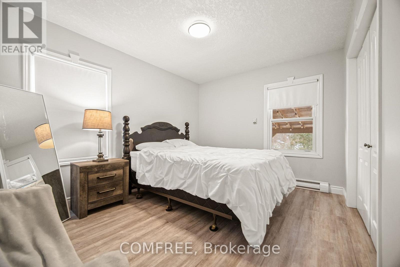 190 RATHOWEN STREET - 7