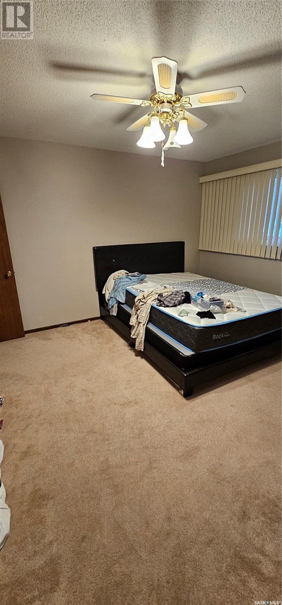 Photo 3 of 113 Jubilee Crescent, Rosetown SK