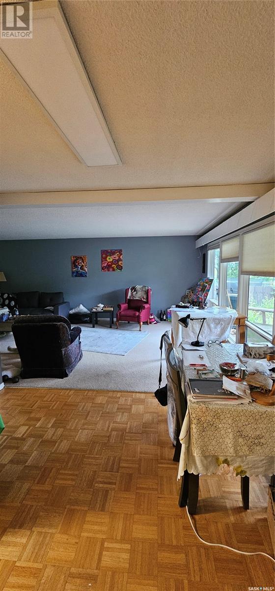 Photo 5 of 113 Jubilee Crescent, Rosetown SK
