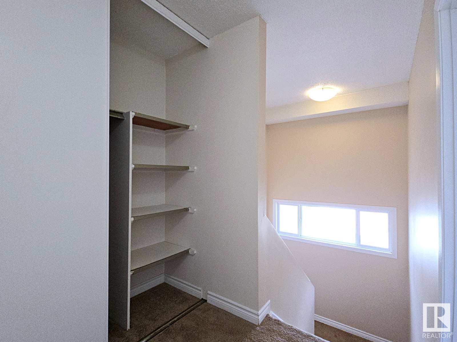 Photo 10 of 14458 56 St Nw, Edmonton AB
